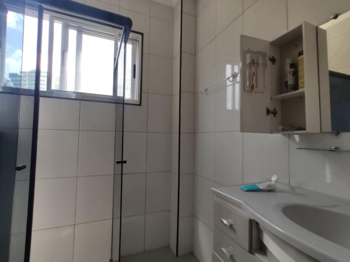 Апартаменты Apartamento Completo Na Quadra Da Praia Da Guilhermina Прая-Гранди Экстерьер фото
