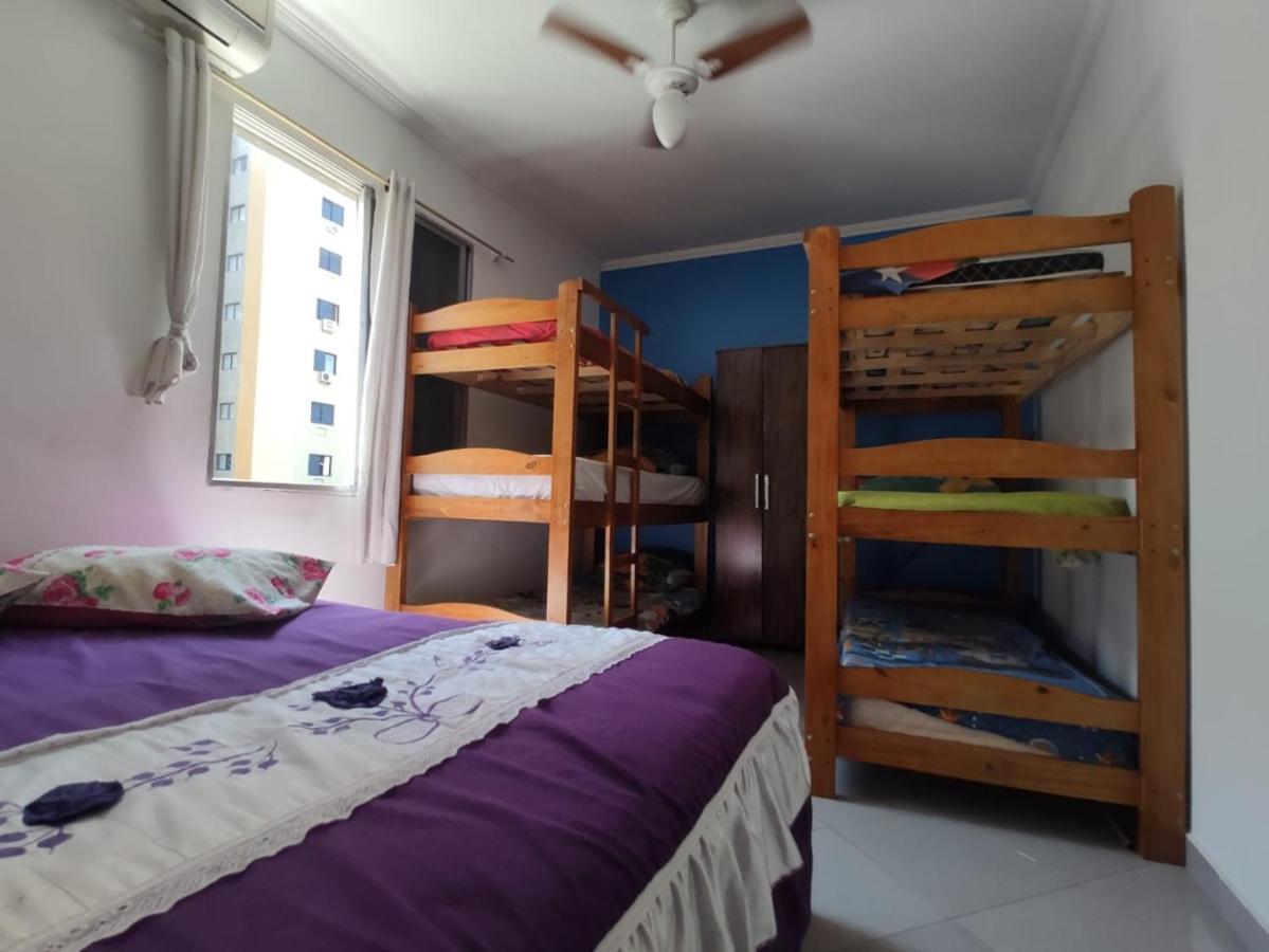 Апартаменты Apartamento Completo Na Quadra Da Praia Da Guilhermina Прая-Гранди Экстерьер фото